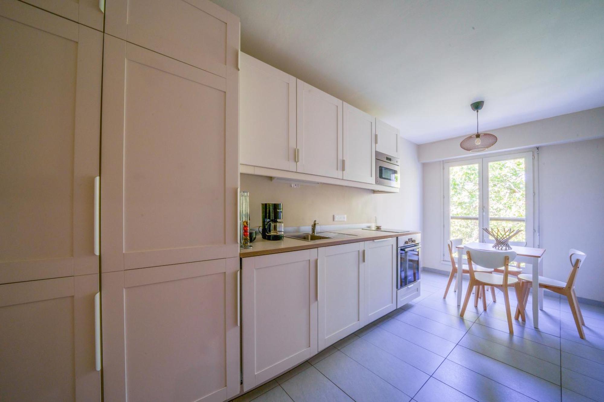 Appartement Tours Centre Avec Parking 4 P 外观 照片