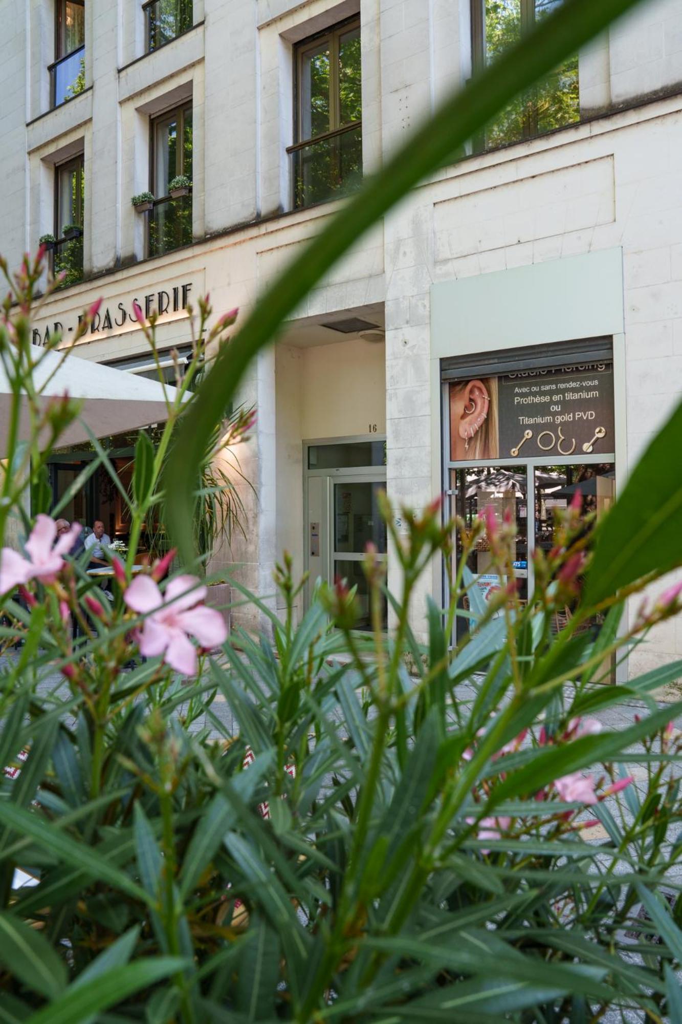Appartement Tours Centre Avec Parking 4 P 外观 照片
